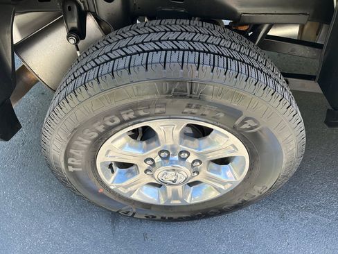 Used 2026 RAM 2500 Big Horn AWD/4WD image 13