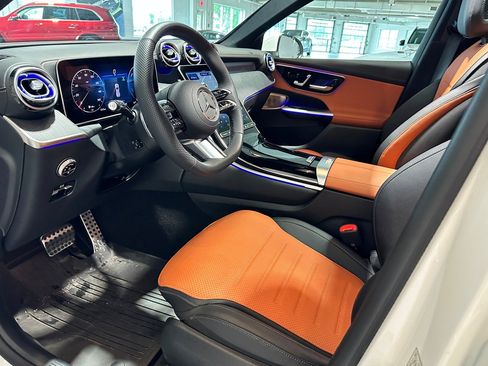 Certified 2025 Mercedes-Benz GLC 350e 4MATIC image 7