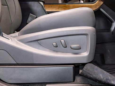 Used 2019 Chevrolet Silverado 2500 LTZ w/ Duramax Plus Package AWD/4WD image 29