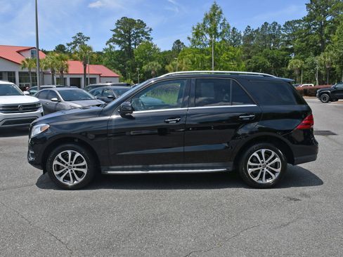 Used 2018 Mercedes-Benz GLE 350 image 2