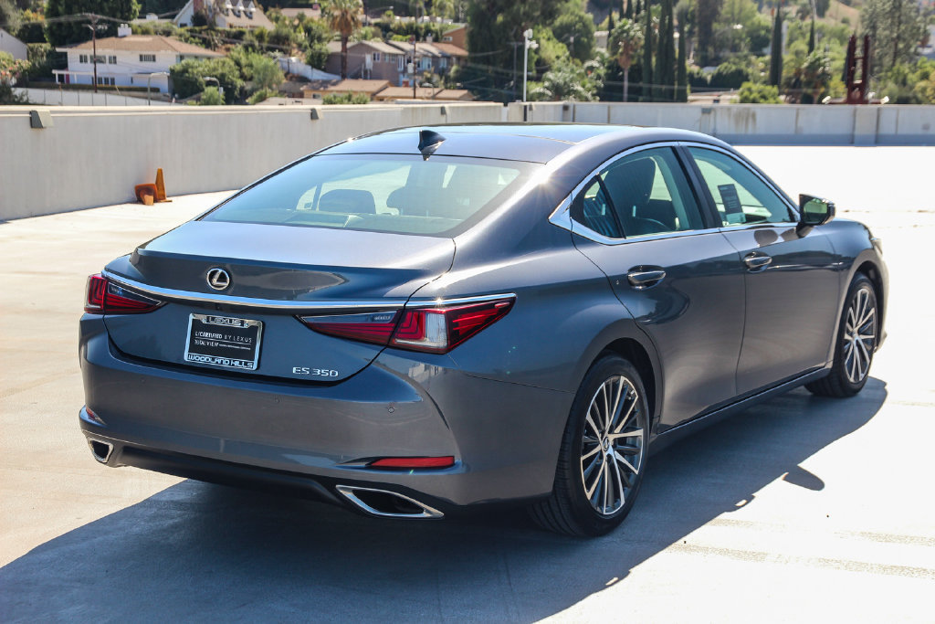 Certified 2025 Lexus ES 350 w/ Premium Package FWD image 5