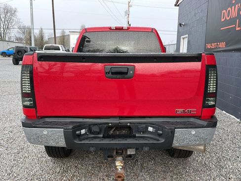 Used 2011 GMC Sierra 2500 SLT w/ SLT Convenience Package image 4