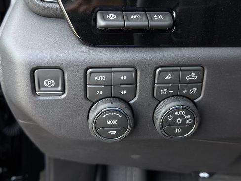 New 2026 Chevrolet Silverado 1500 ZR2 AWD/4WD image 17
