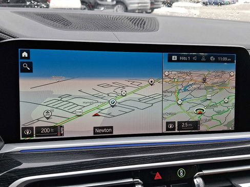 Used 2022 BMW X7 xDrive40i w/ M Sport Package image 14