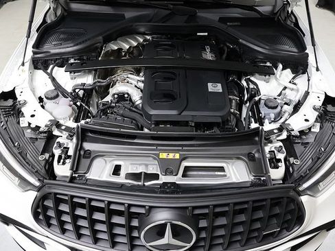 Certified 2026 Mercedes-Benz GLC 43 AMG 4MATIC Coupe image 38