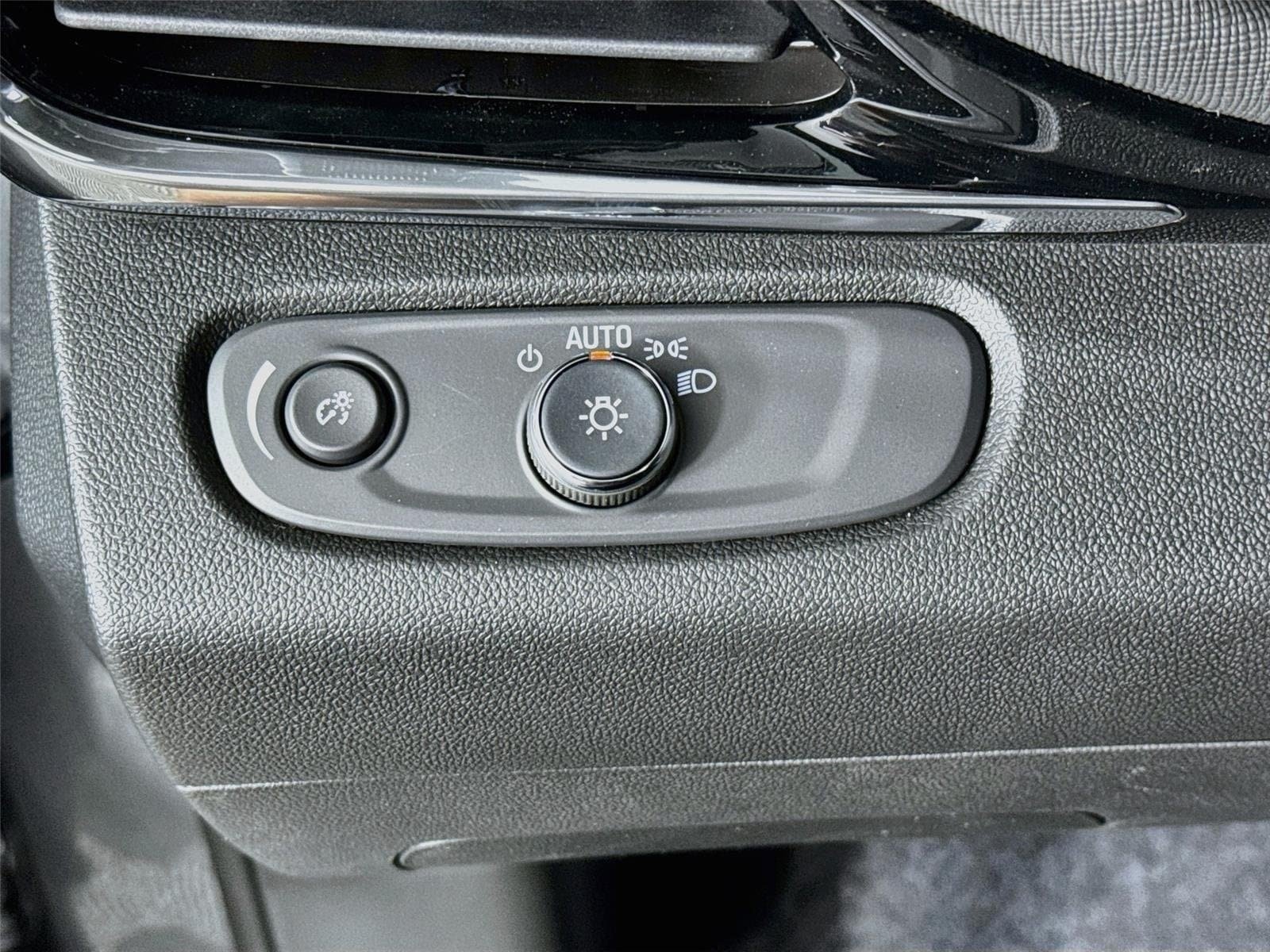 New 2026 Buick Envista Sport Touring w/ Convenience I Package FWD image 10