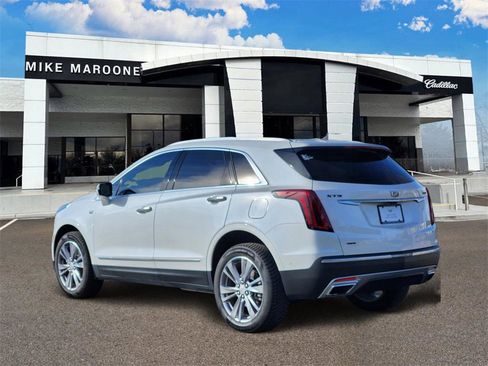 Certified 2023 Cadillac XT5 Premium Luxury w/ Technology Package image 3