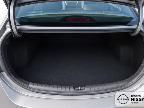 Used 2021 Hyundai Accent SE FWD image 11
