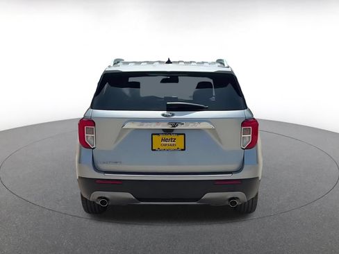 Used 2024 Ford Explorer Limited RWD image 12