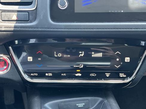 Used 2022 Honda HR-V EX image 21