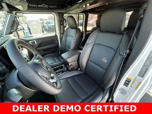 Certified 2024 Jeep Wrangler Sahara w/ Technology Group image 15