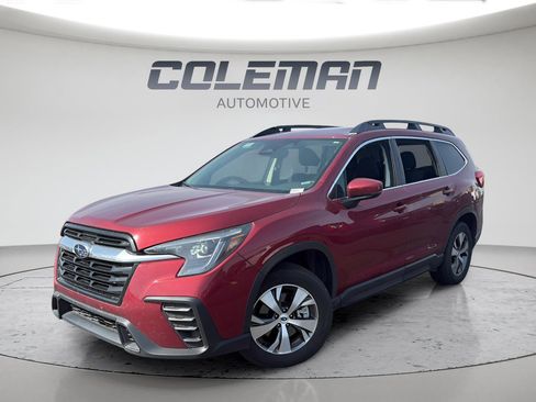 Used 2025 Subaru Ascent Premium AWD/4WD image 1
