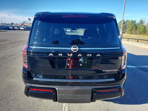 Used 2025 Nissan Armada Platinum image 7