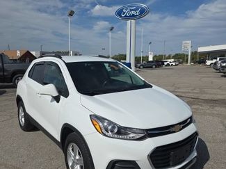 Used 2022 Chevrolet Trax LT w/ LT Convenience Package FWD video 1