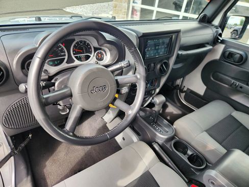 Used 2010 Jeep Wrangler Sport AWD/4WD image 26