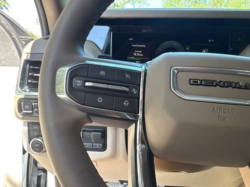 New 2026 GMC Yukon XL Denali w/ Denali Reserve Package AWD/4WD image 13
