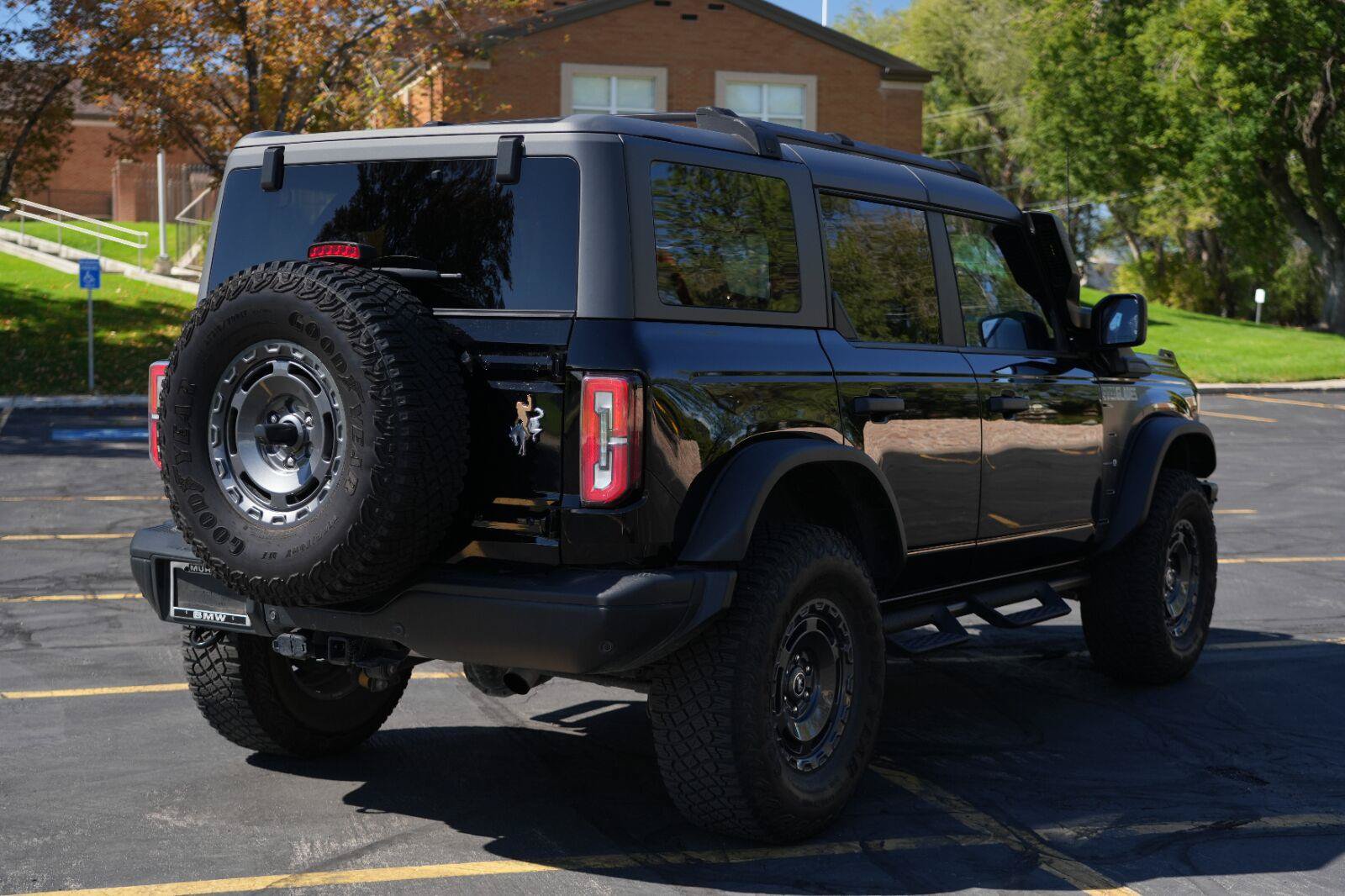 Used 2024 Ford Bronco Everglades AWD/4WD image 5