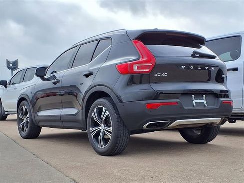 Used 2019 Volvo XC40 T5 Inscription image 7