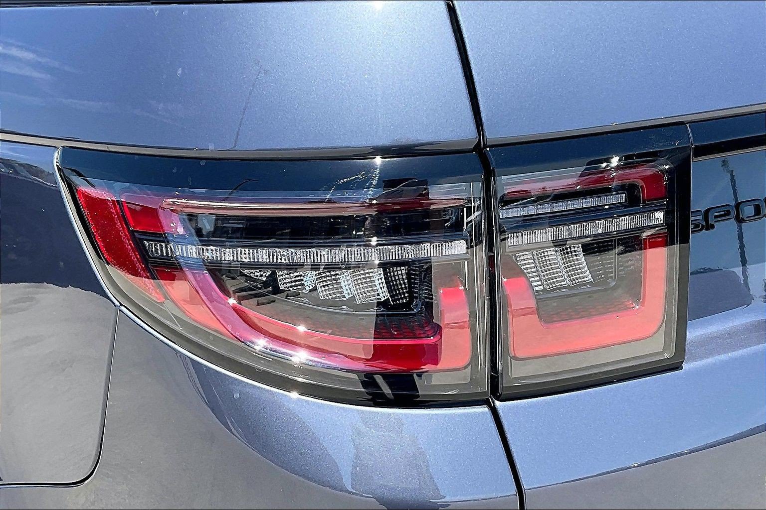 New 2026 Land Rover Discovery Sport Landmark AWD/4WD image 8
