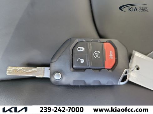 Used 2026 Jeep Wrangler Unlimited Rubicon 392 w/ Quick Order Package 27X Moab AWD/4WD image 34
