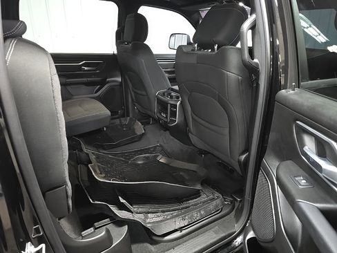 Used 2022 RAM 1500 Big Horn AWD/4WD image 18