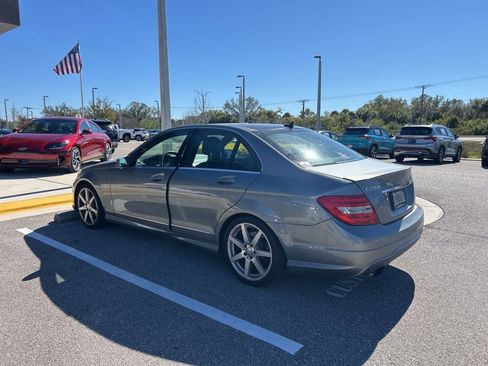 Used 2014 Mercedes-Benz C 250 Sedan image 4