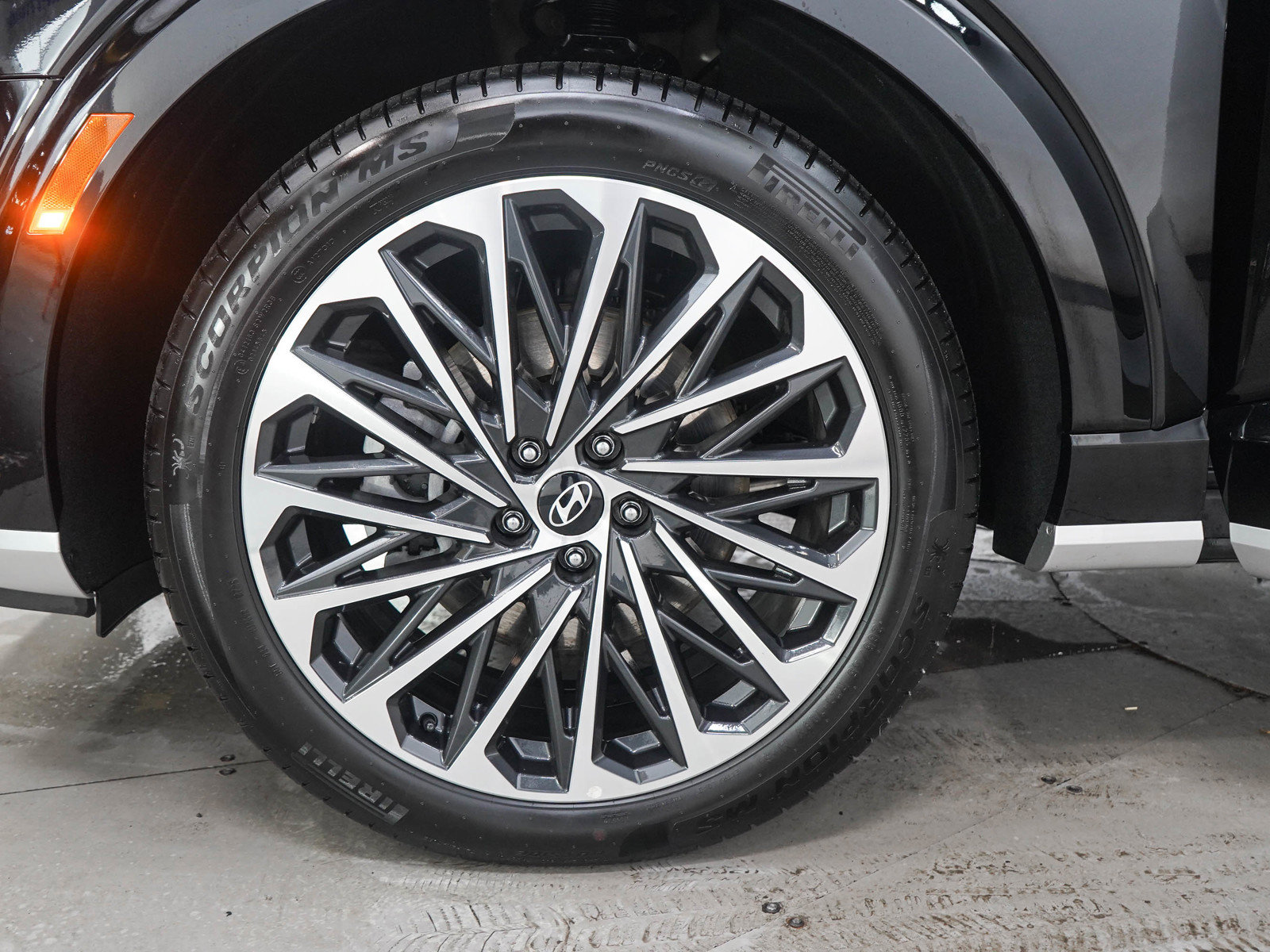 Certified 2026 Hyundai Palisade Calligraphy AWD/4WD image 39