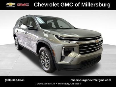 Used 2025 Chevrolet Traverse LT