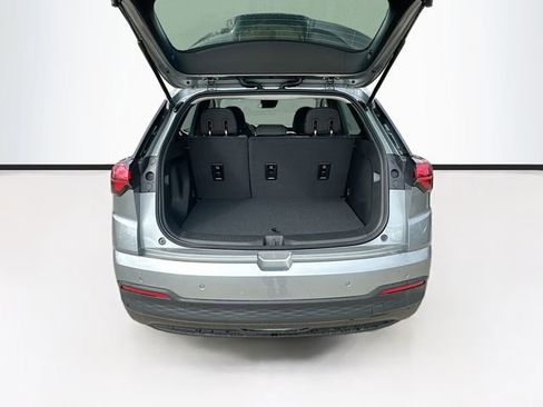 New 2027 Chevrolet Bolt LT w/ Comfort Package FWD image 27