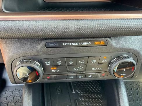 Certified 2023 Ford Bronco Sport Badlands w/ Premium Package AWD/4WD image 19