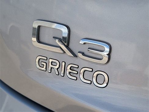 Used 2018 Audi Q3 2.0T Premium w/ Convenience Package image 12