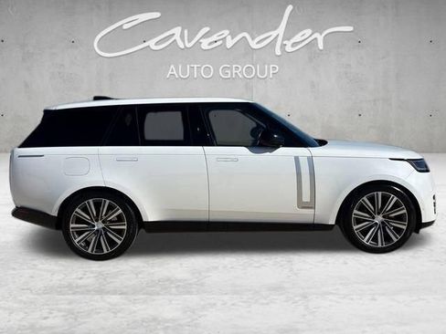 Used 2024 Land Rover Range Rover Autobiography AWD/4WD image 6