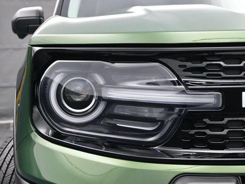 New 2025 Ford Bronco Sport Outer Banks w/ Outer Banks Tech Package+ AWD/4WD image 4