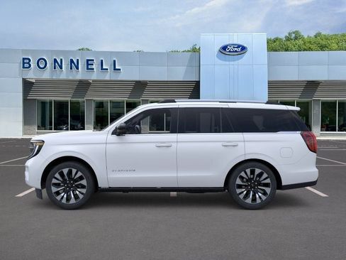 New 2026 Ford Expedition Platinum w/ Driver's Package AWD/4WD image 3