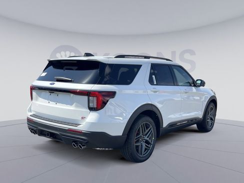 New 2026 Ford Explorer ST image 7