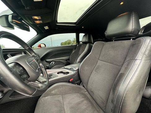 Used 2022 Dodge Challenger R/T w/ Plus Package RWD image 33