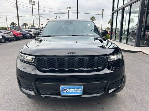 Used 2025 Jeep Grand Cherokee L Laredo RWD image 2