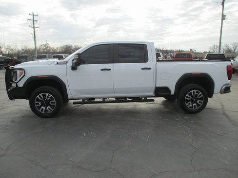 Certified 2022 GMC Sierra 2500 Pro w/ Convenience Package image 9