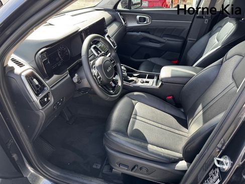 Certified 2022 Kia Sorento SX image 9