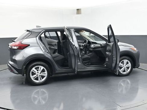 Used 2024 Nissan Kicks S FWD image 47