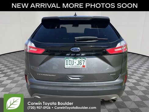 Used 2022 Ford Edge Titanium AWD/4WD image 6