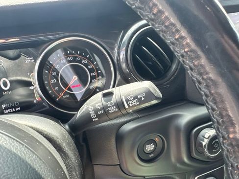 Used 2020 Jeep Wrangler Unlimited Sport AWD/4WD image 37