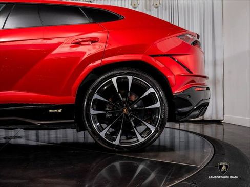 Used 2024 Lamborghini Urus S AWD/4WD image 8