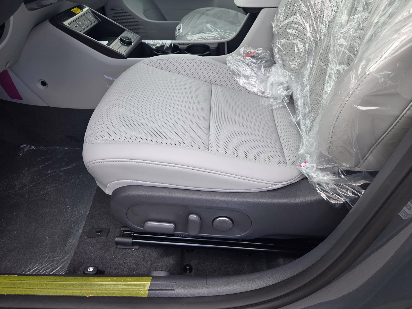 New 2027 Hyundai Kona Limited AWD/4WD image 15
