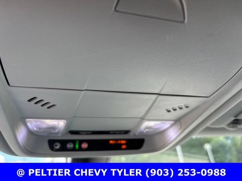 Used 2019 Chevrolet Blazer LT FWD image 16