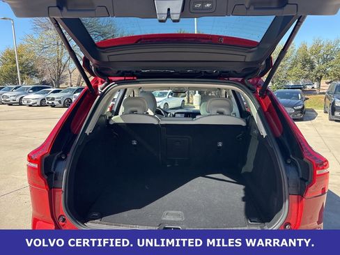 Certified 2023 Volvo XC60 B5 Plus image 10