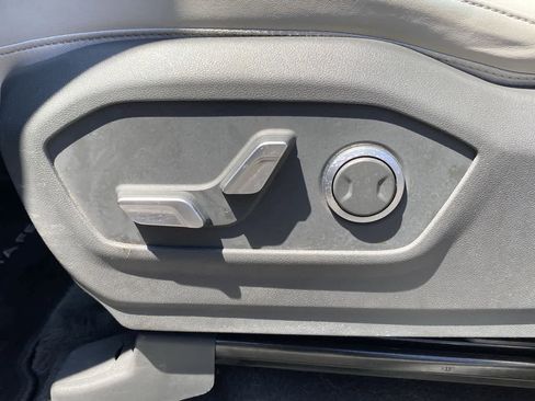 Used 2024 Hyundai Santa Fe SEL FWD image 15