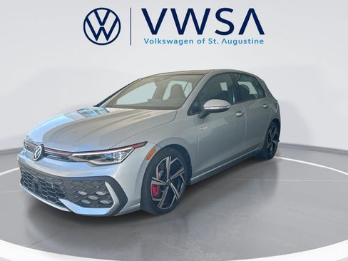 Certified 2025 Volkswagen GTI SE FWD image 3