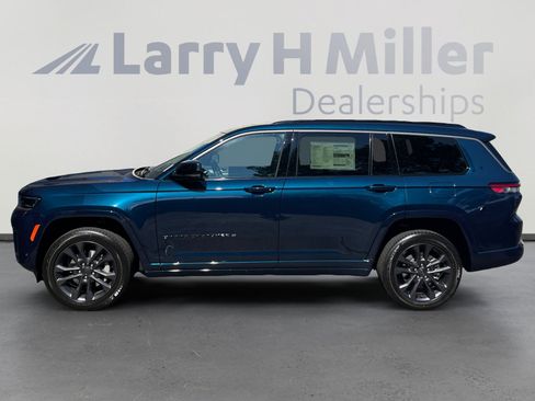 New 2026 Jeep Grand Cherokee L Limited AWD/4WD image 2