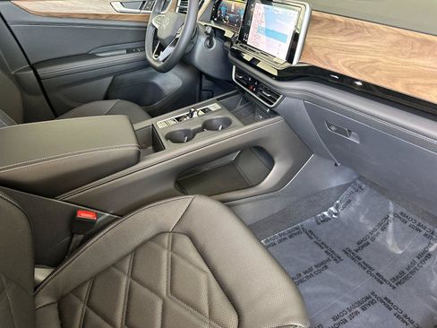 New 2026 Volkswagen Atlas SE AWD/4WD image 16